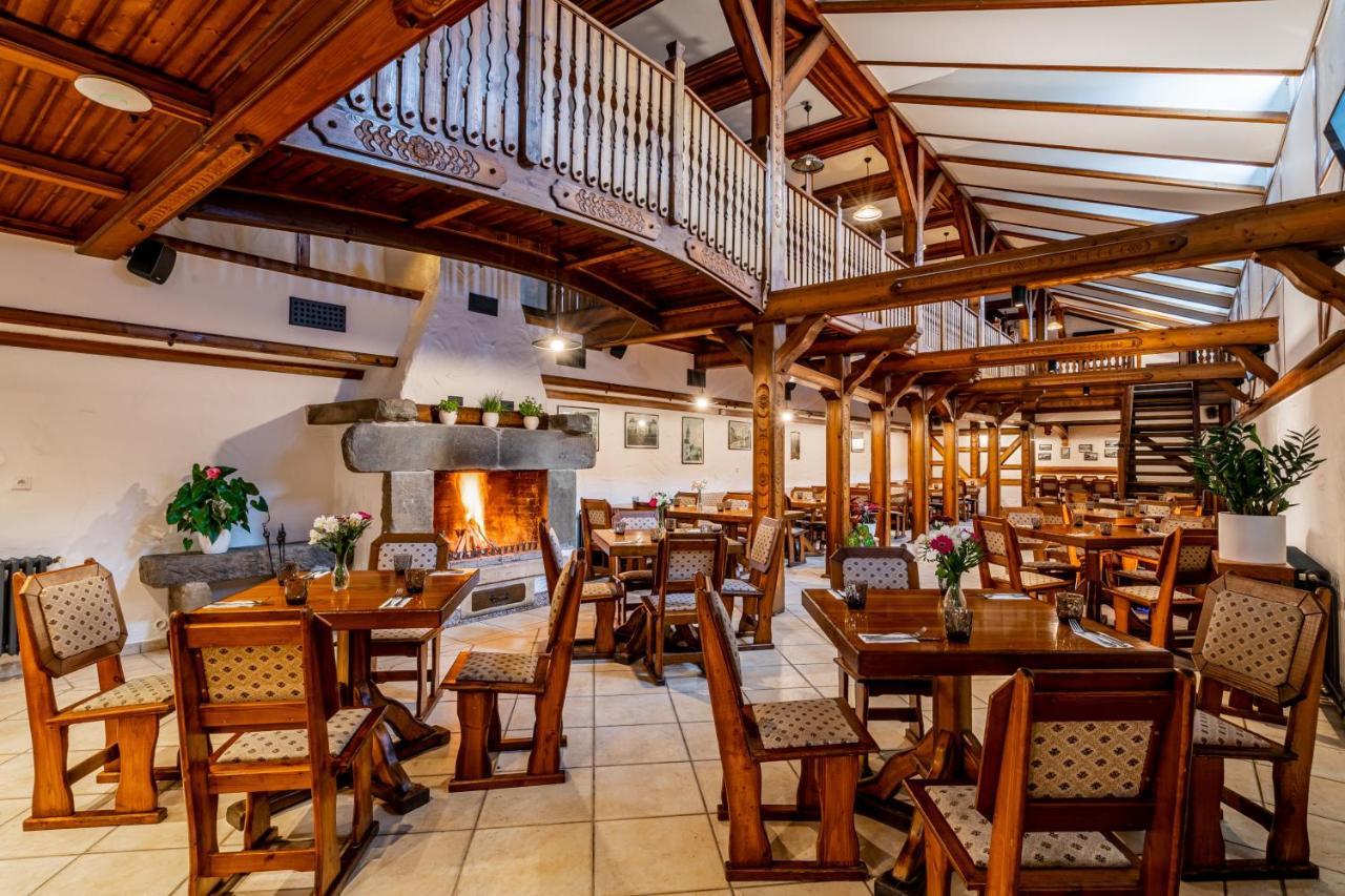 Hotel Baltaci Starý Zámek Napajedla Exterior foto