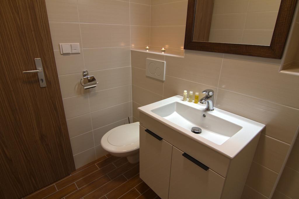 Hotel Baltaci Starý Zámek Napajedla Zimmer foto